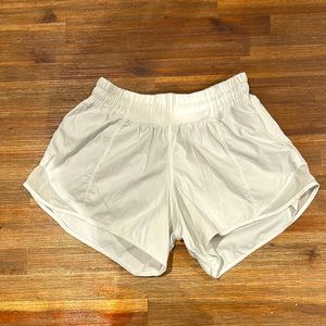 Lululemon hotty hot lined shorts